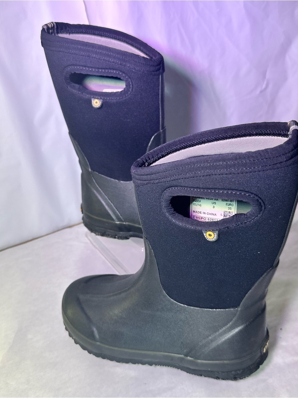 Bogs Kids Black Waterproof Neoprene Pull-On Boots - Picture 3 of 9